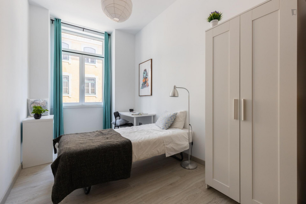 Comfy single ensuite bedroom - Lisbonne - chambre - ImmoJeune