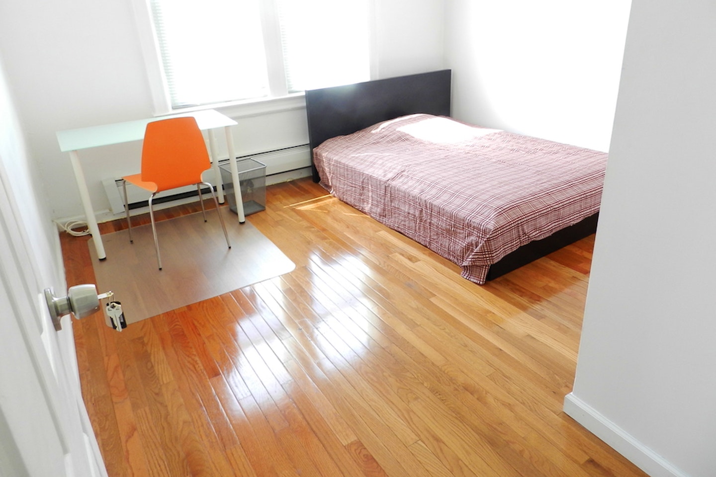 Classic Apt. w/ Workspace