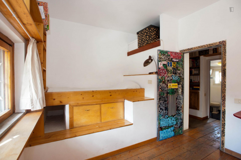 Unique single bedroom near Piramide di Caio Cestio - Rome - chambre - ImmoJeune