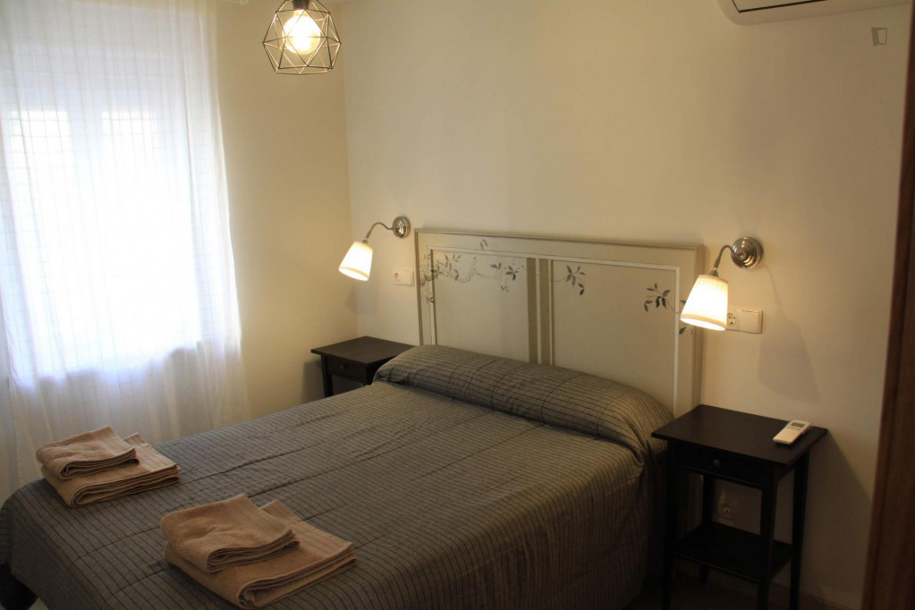 2-Bedroom apartment near Casa de Campo metro station - Madrid - chambre - ImmoJeune
