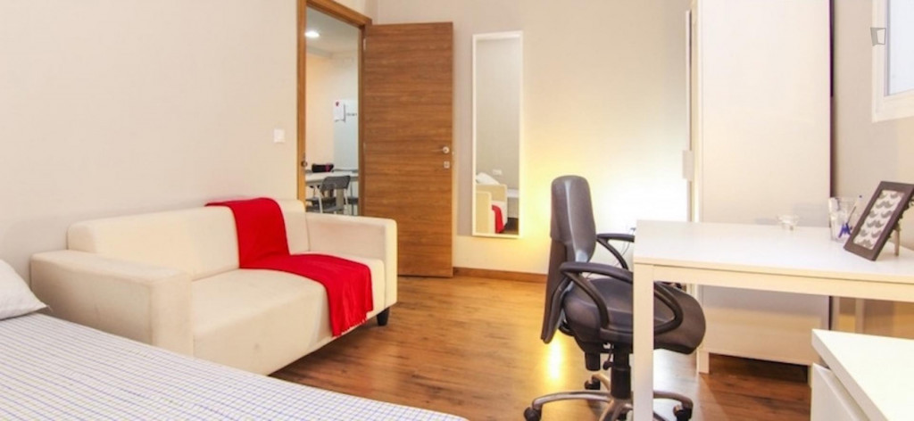Alluring single bedroom near Universidad Católica de Valencia San Vicente Mártir - Valence - chambre - ImmoJeune