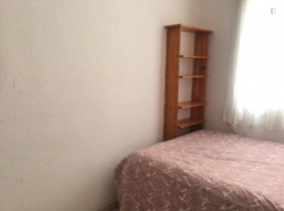 2 bedroom appartment near Sant Antoni - Barcelone - chambre - ImmoJeune