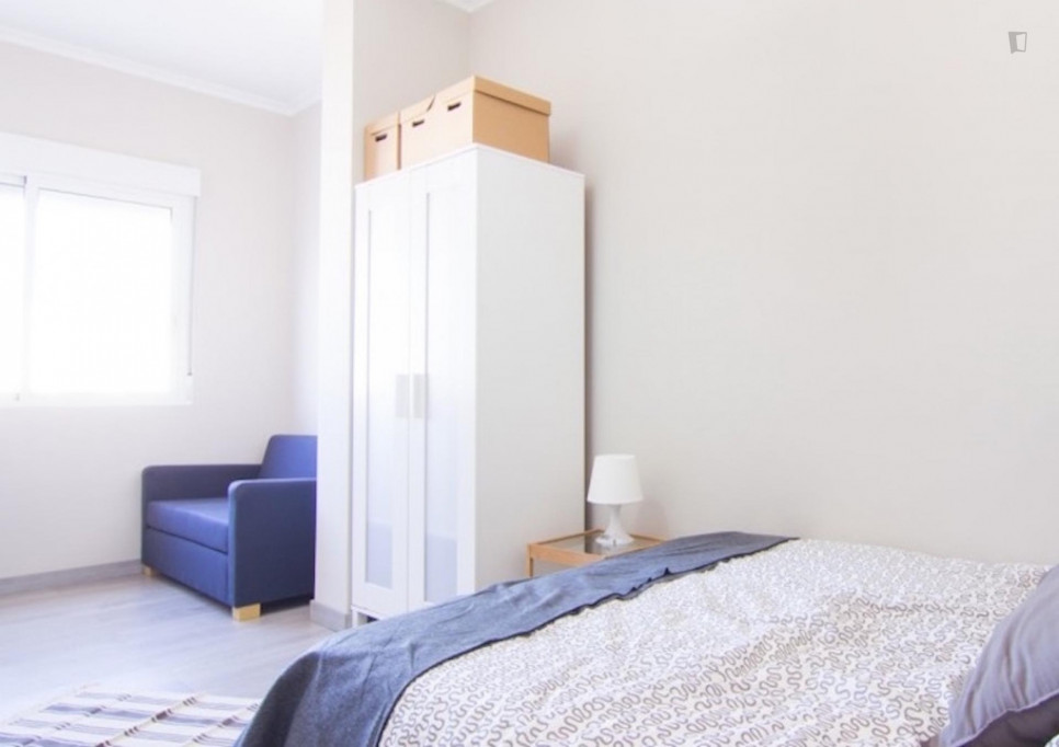 Charismatic double bedroom in trendy L'Eixample - Valence - chambre - ImmoJeune