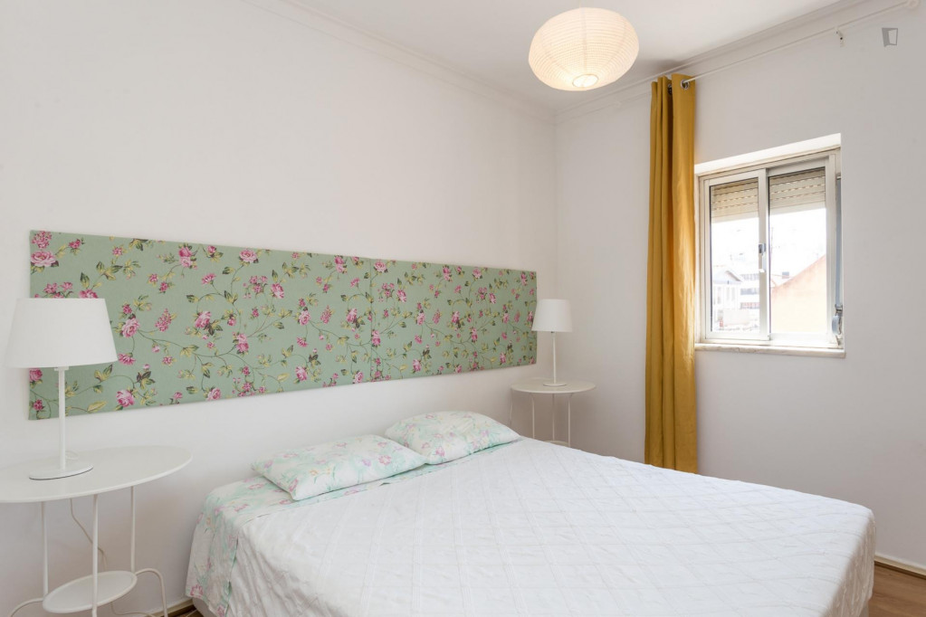 Well-located apartment in Avenida da Liberdade - Lisbonne - chambre - ImmoJeune