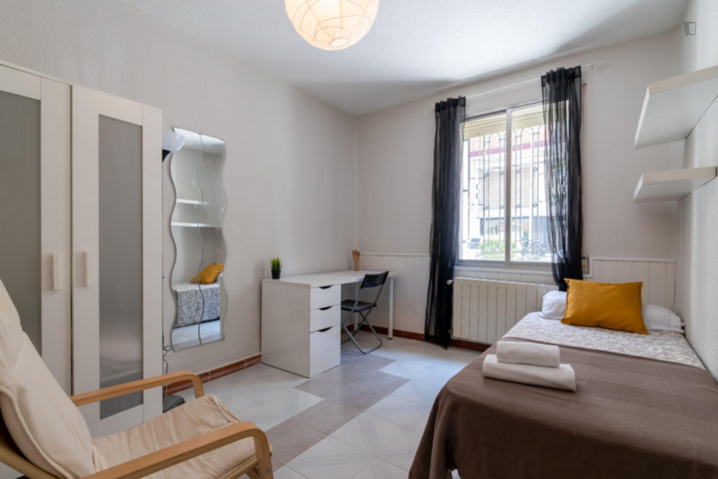 Cool single bedroom close to Ciudad Universitaria - Madrid - chambre - ImmoJeune