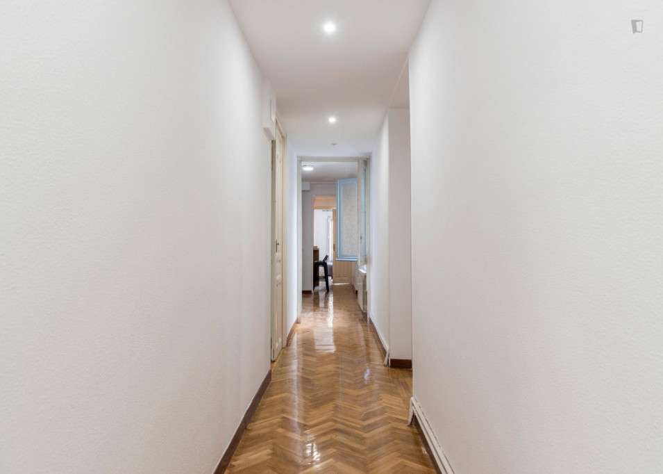 Tasteful double bedroom in Lavapiés-Embajadores
