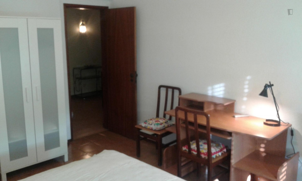 Airy double bedroom in Olivais, Lisboa - Lisbonne - chambre - ImmoJeune
