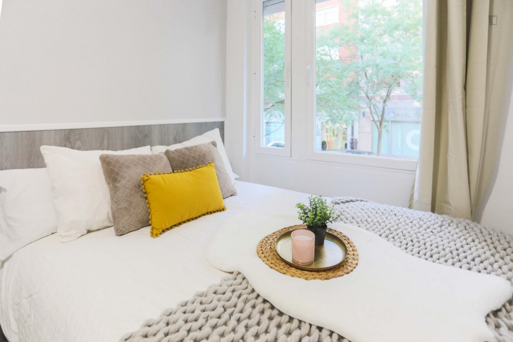 Appealing double bedroom near Universidad CEU San Pablo - Madrid - chambre - ImmoJeune