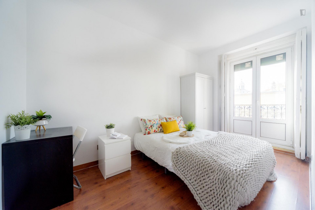 Comfortable Student Apartment with Wi-Fi near Palacio Real de Madrid - Madrid - chambre - ImmoJeune