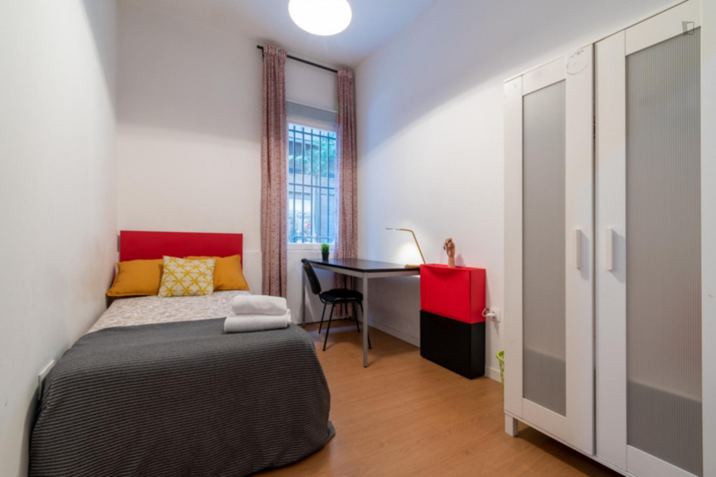 Pleasant single bedroom next to Ciudad Universitaria - Madrid - chambre - ImmoJeune
