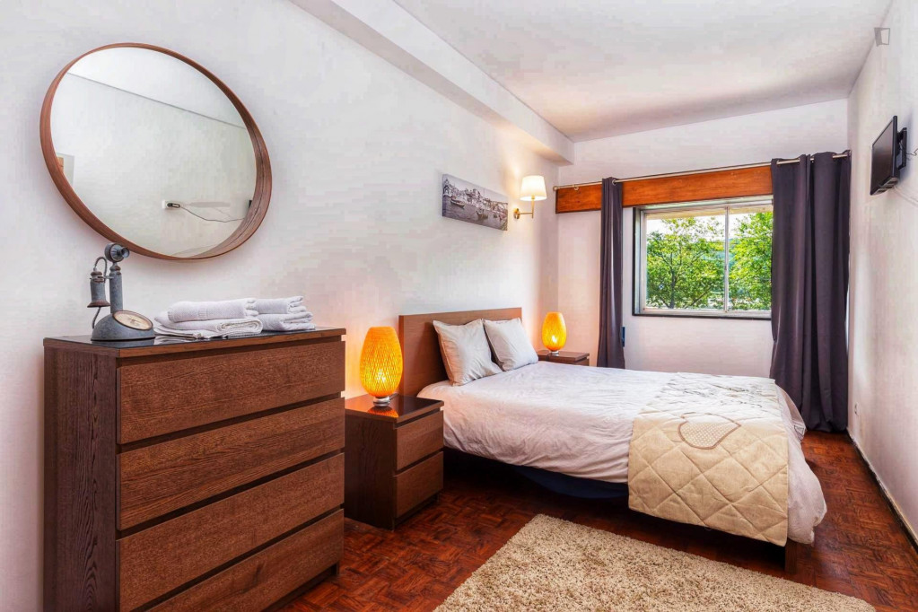 Marvellous 3-bedroom flat with a view to the Douro river - Porto - chambre - ImmoJeune