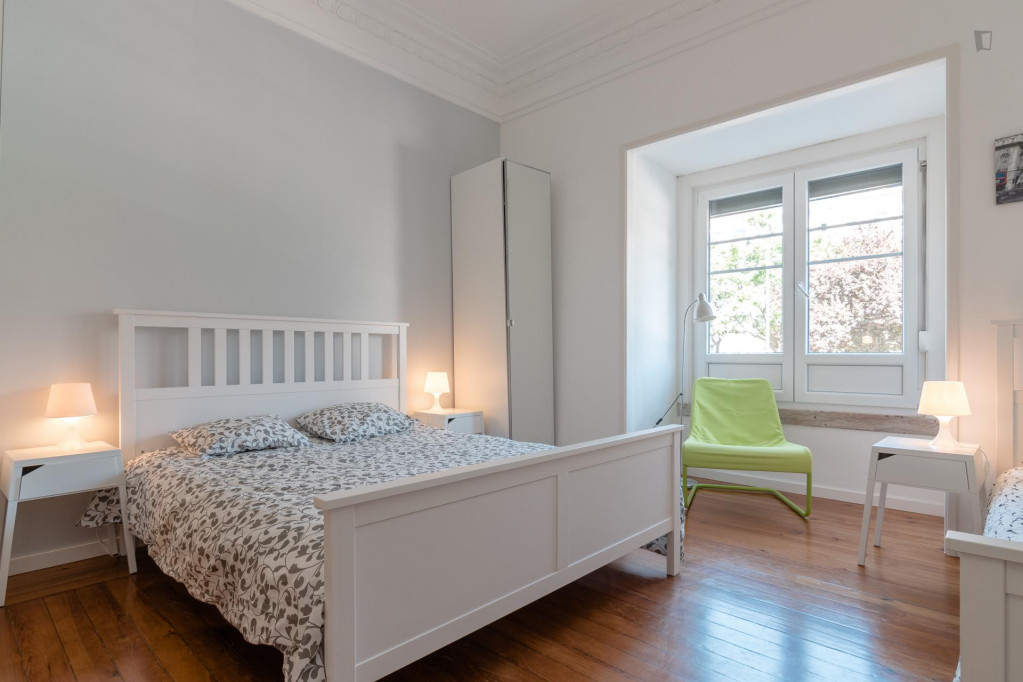 Twin ensuite bedroom near Instituto Superior Técnico - Lisbonne - chambre - ImmoJeune