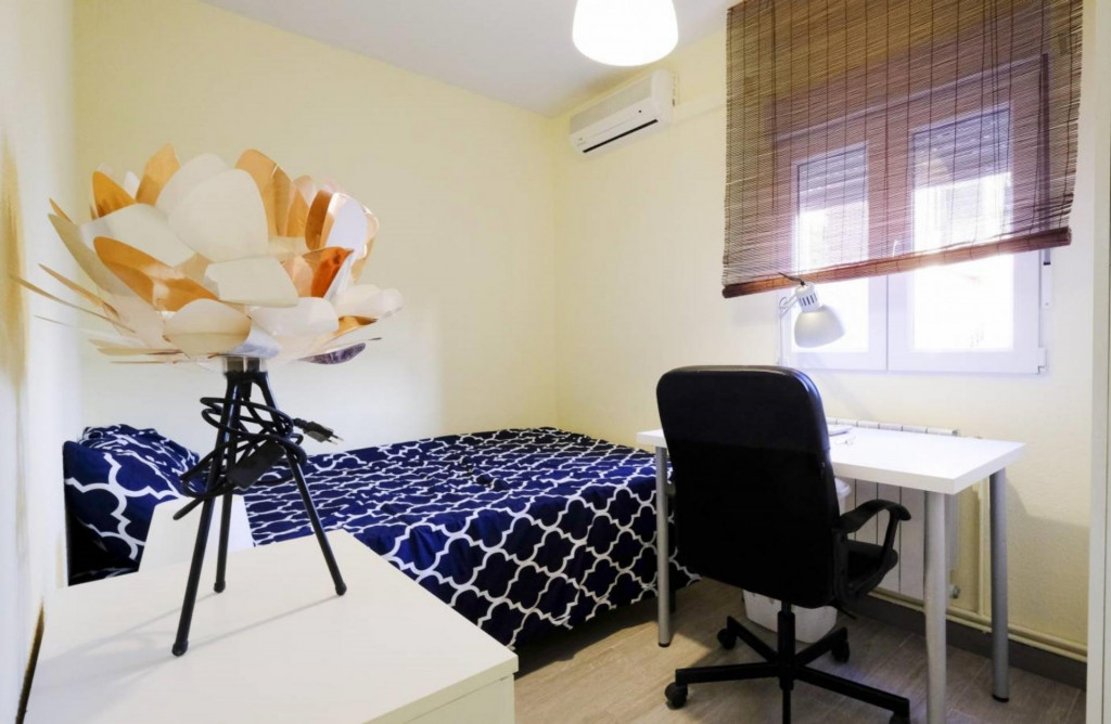 Double bedroom in a 4-bedroom flat, in Getafe - Madrid - chambre - ImmoJeune