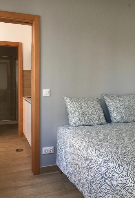 Attractive studio in a residence in Celas