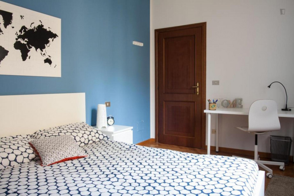 Snug double bedroom in the centre of Padua - Bologne - chambre - ImmoJeune