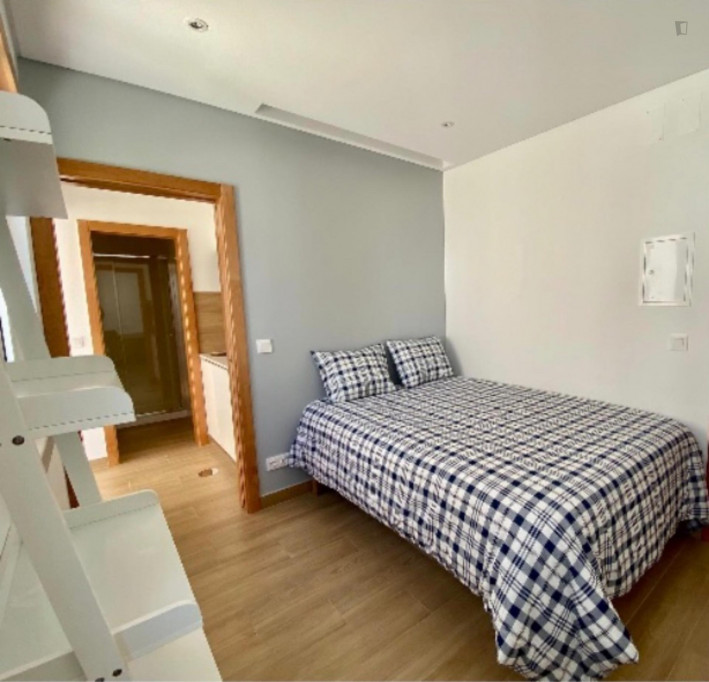 Excellent studio in Celas - Coimbra - chambre - ImmoJeune