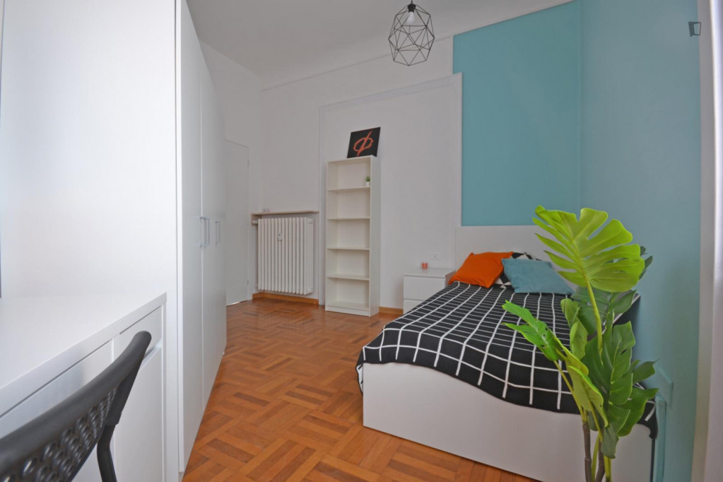 Nice single bedroom near Parco Caprotti - Bergamo - chambre - ImmoJeune