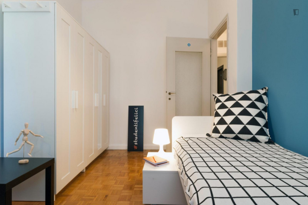 Comfortable single bedroom next to Humanitas University - Bergamo - chambre - ImmoJeune
