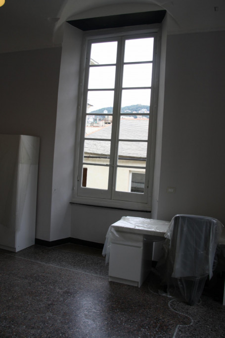 Nice single bedroom near Darsena metro station