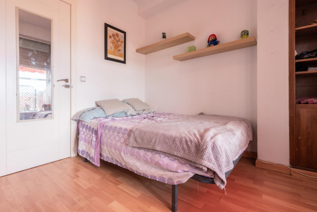 Pleasant bedroom with terrace - Madrid - chambre - ImmoJeune