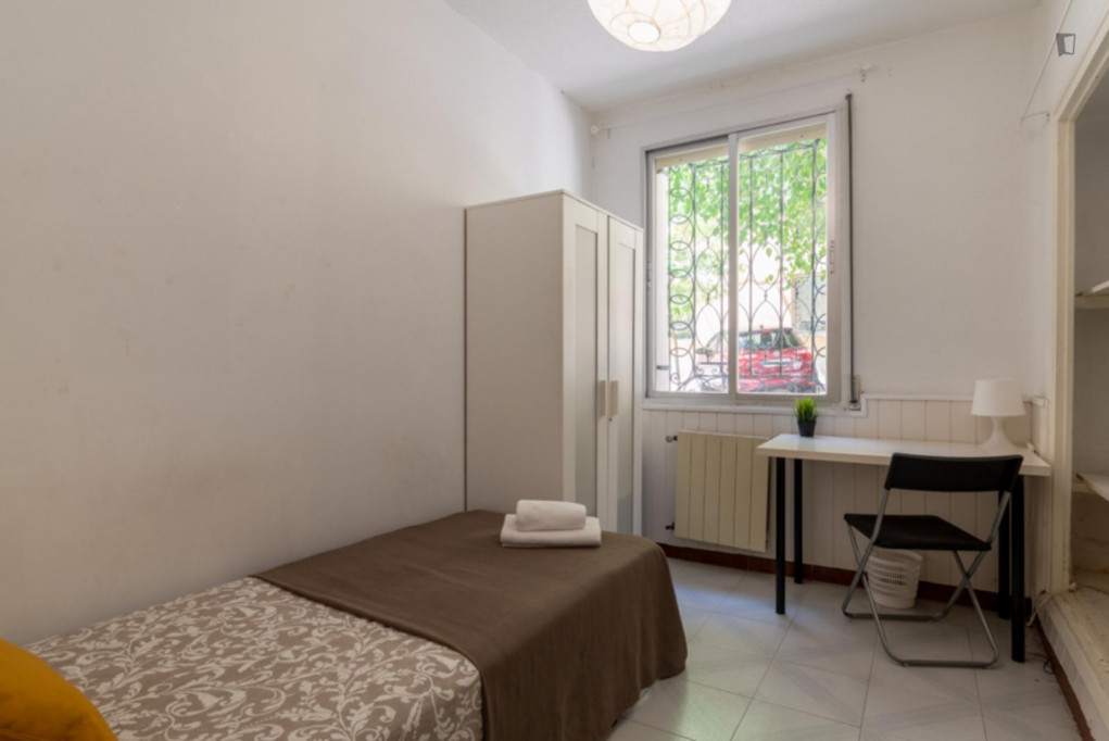 Snug single room close to Universidad Pontificia Comillas - Madrid - chambre - ImmoJeune