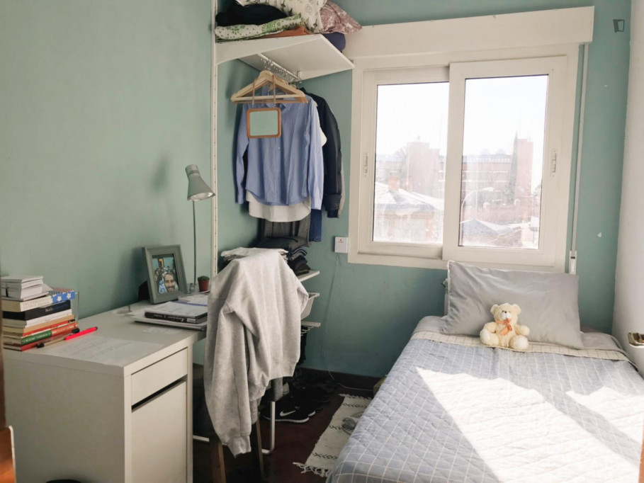 Fancy single bedroom in Bellas Vistas - Madrid - chambre - ImmoJeune