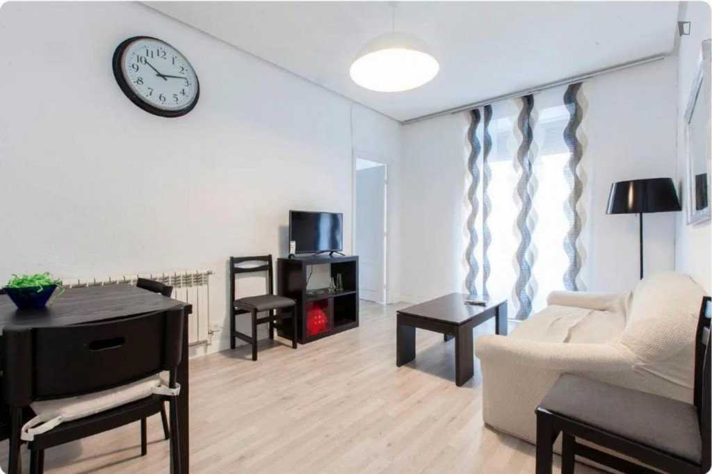 3-Bedroom apartment near Quevedo metro station - Madrid - chambre - ImmoJeune