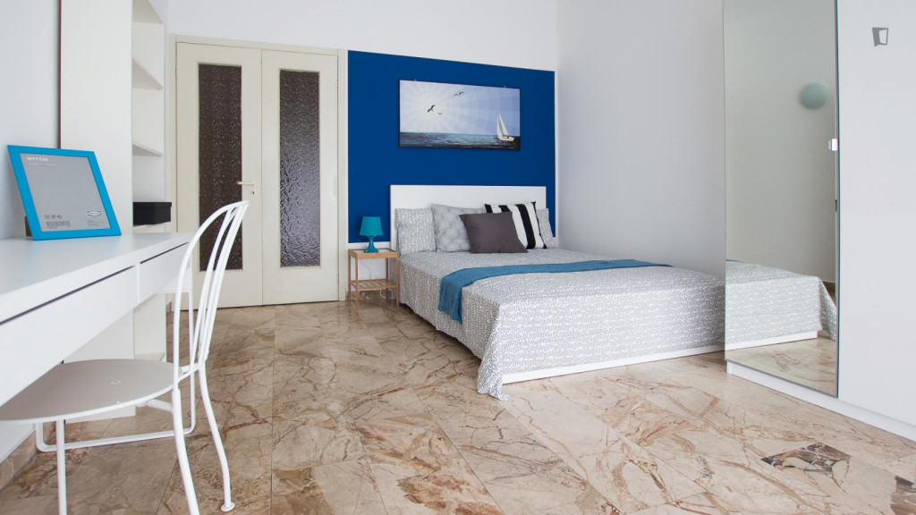 Alluring double bedroom near the San Siro Stadium - Milan - chambre - ImmoJeune
