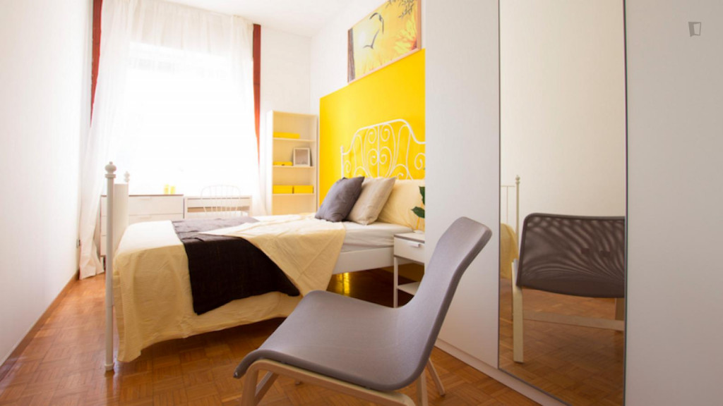 Cosy double bedroom close to San Siro Stadio metro station - Milan - chambre - ImmoJeune