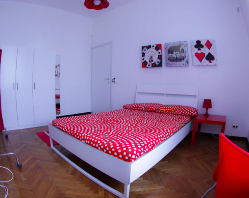 Double bedroom in 5-bedroom apartment - Milan - chambre - ImmoJeune
