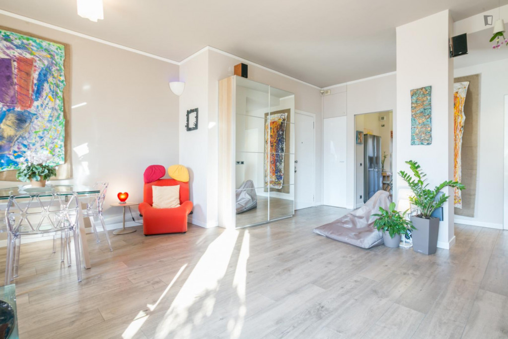 Single in multiple beds bedroom, with private bathroom, in 2-bedroom apartment - Milan - chambre - ImmoJeune