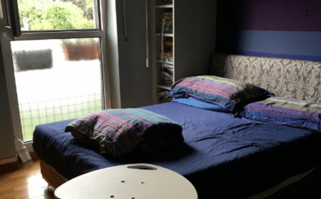 Fanstastic double bedroom in a 3-room flat - Milan - chambre - ImmoJeune