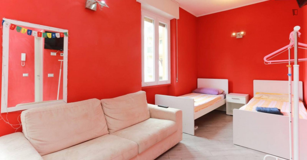 Bright studio, near the Romolo metro - Milan - chambre - ImmoJeune