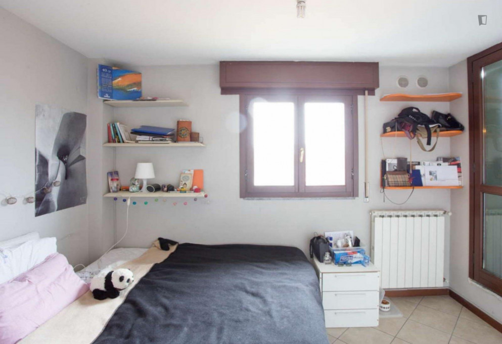 Cosy double bedroom close to Romolo metro station - Milan - chambre - ImmoJeune