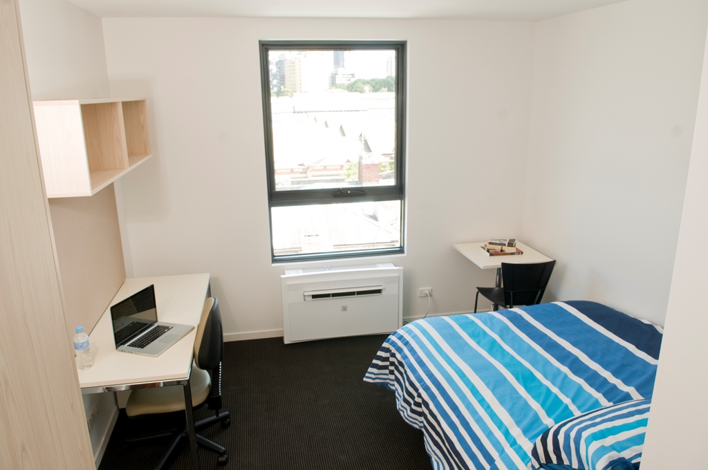 Student Living on Cobden