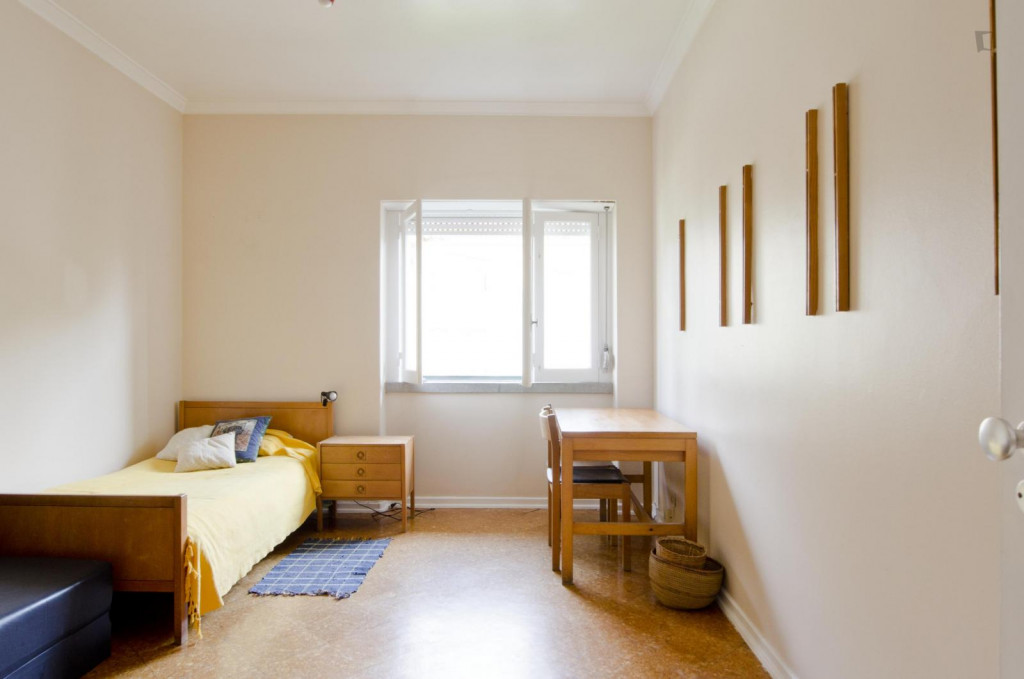 Cosy single bedroom in Restelo - Lisbonne - chambre - ImmoJeune