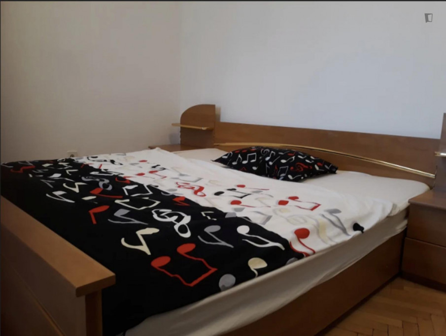 Nice double bedroom in a residence, in Kelenföld - Budapest - chambre - ImmoJeune