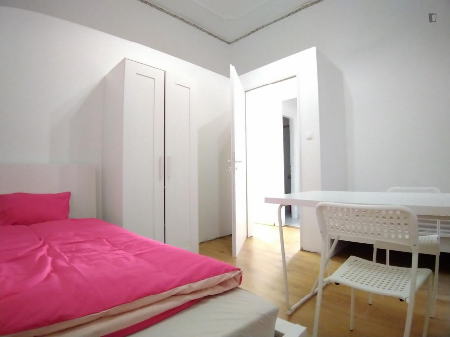 Bed in a twin bedroom, in a residence located in Lipótváros - Budapest - chambre - ImmoJeune
