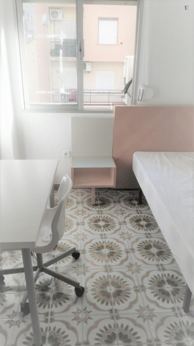 Homely single bedroom near the Benimaclet metro - Valence - chambre - ImmoJeune