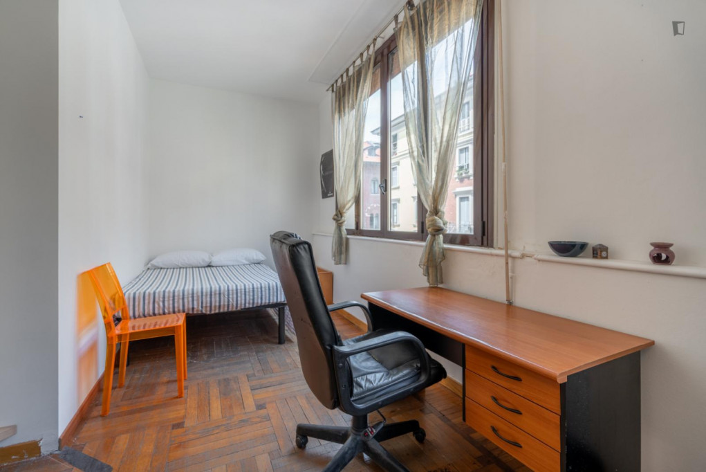 Charming single bedroom close to Central Station - Milan - chambre - ImmoJeune