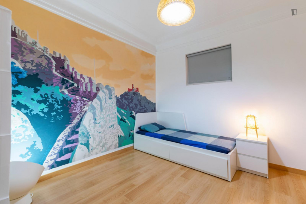 Bright bedroom for one person in the center of everything - Lisbonne - chambre - ImmoJeune