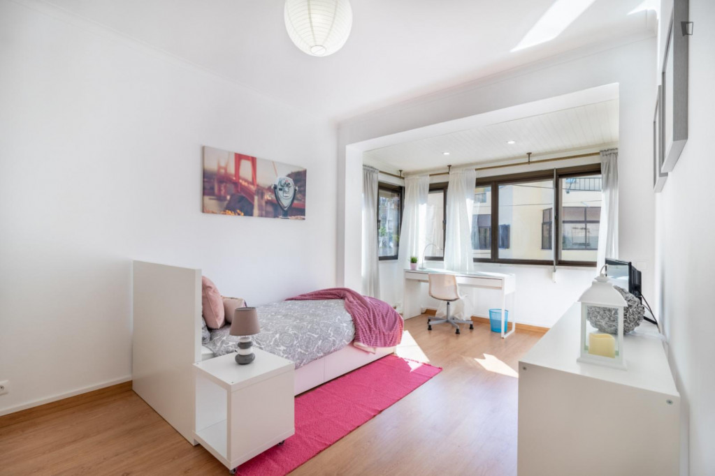 Charming single bedroom in Carcavelos - Lisbonne - chambre - ImmoJeune