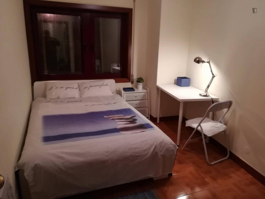 Very cosy double bedroom in a 2-bedroom apartment -Student - Porto - chambre - ImmoJeune