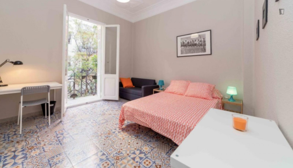 Harmonious double bedroom with a balcony, in L'Eixample - Valence - chambre - ImmoJeune