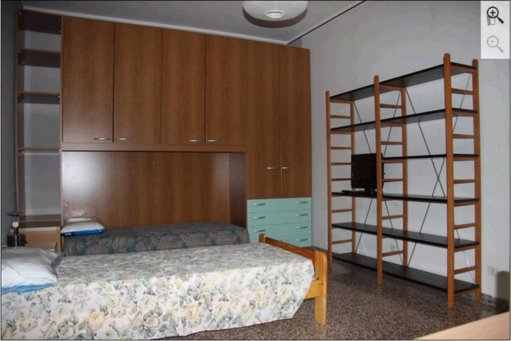 Single room, with balcony, in 2-room apartment - Milan - chambre - ImmoJeune