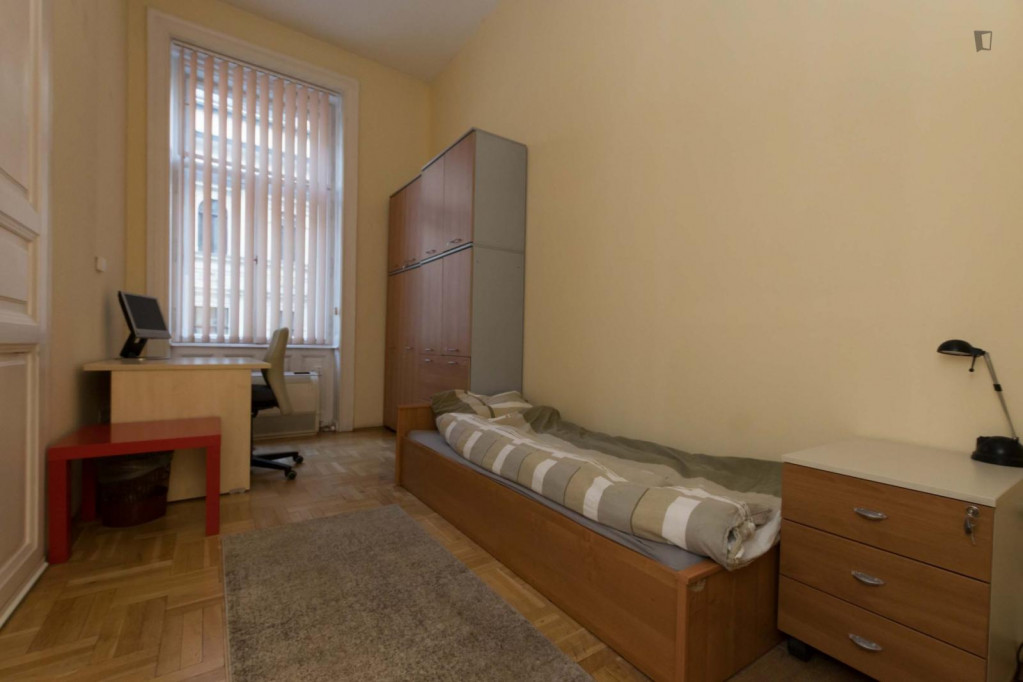 Nice single bedroom in a residence, in Újlipótváros - Budapest - chambre - ImmoJeune