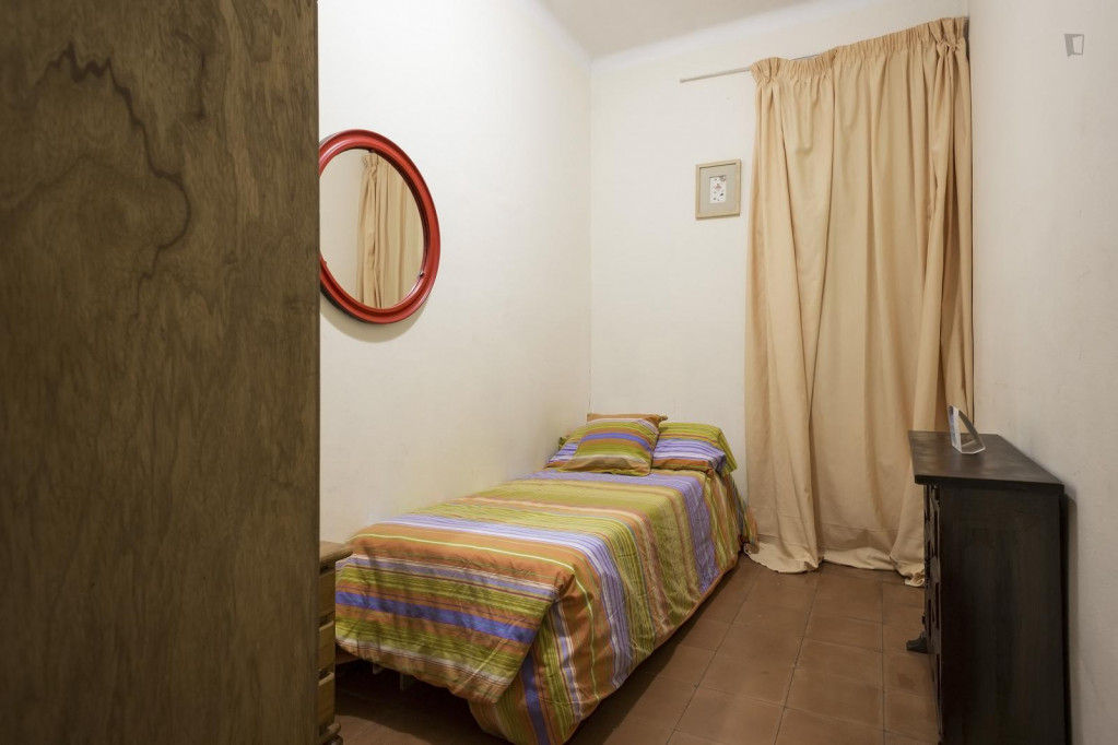 Single bedroom in 3-bedroom apartment - Barcelone - chambre - ImmoJeune