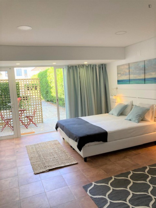 1-bedroom apartment, with outdoor area - Lisbonne - chambre - ImmoJeune