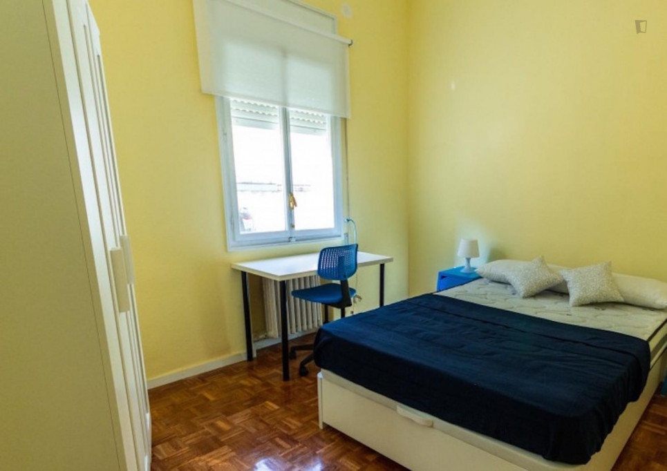 Cheerful double bedroom in Goya - Madrid - chambre - ImmoJeune
