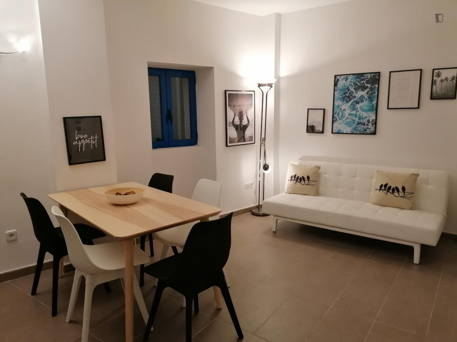 Charming 1-bedroom apartment in Sitges - Barcelone - chambre - ImmoJeune